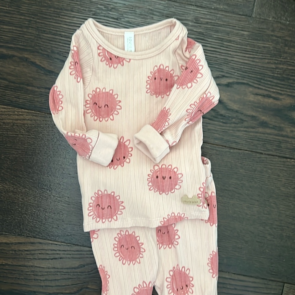 Souris mini outfit with matching hat